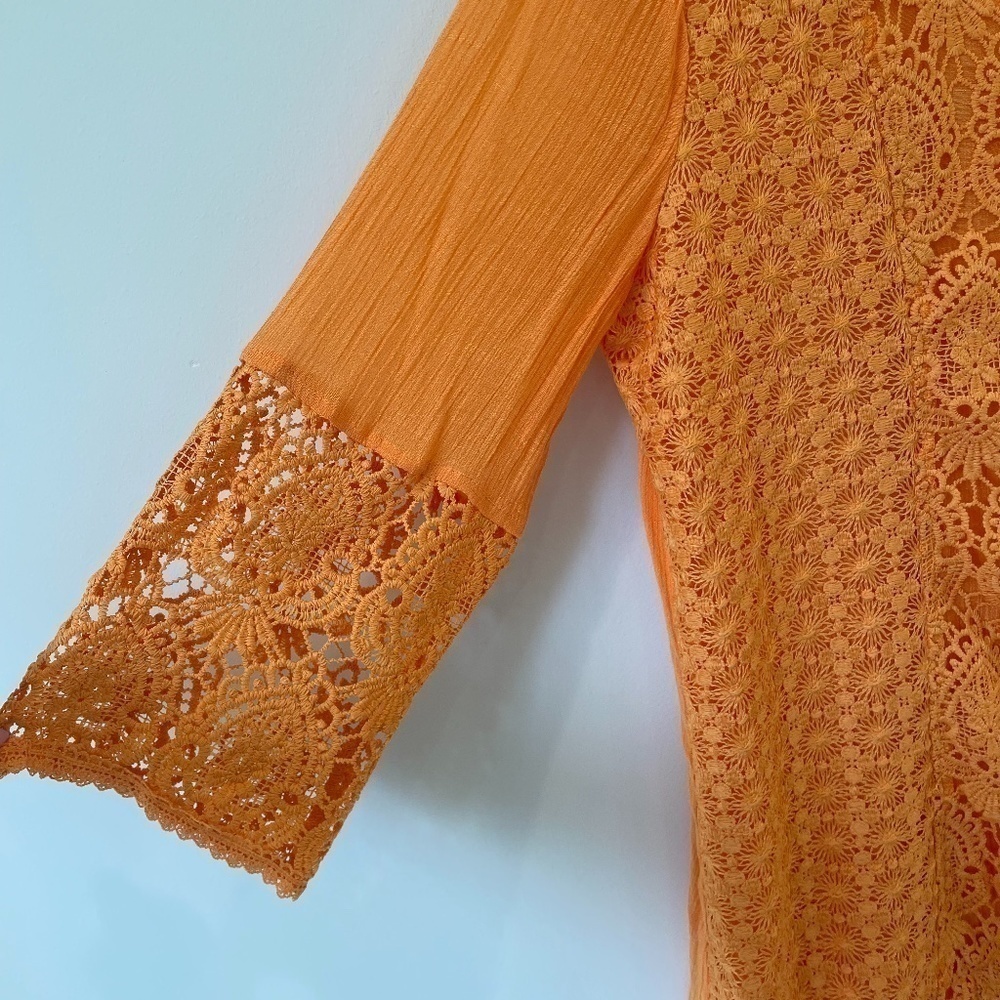 Azucar Ladies Woven Lace Short Sleeve Orange Top - Picture 3 of 6
